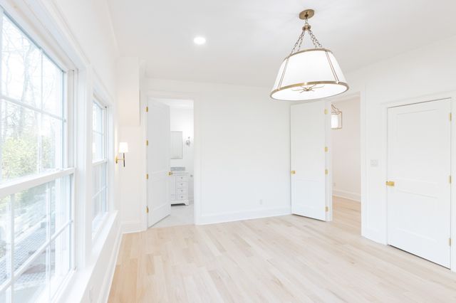 4401 Iroquois Ave, Nashville, TN 37205