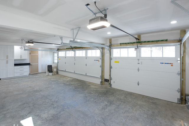 4401 Iroquois Ave, Nashville, TN 37205