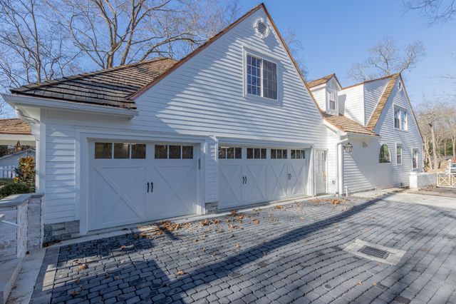 4401 Iroquois Ave, Nashville, TN 37205