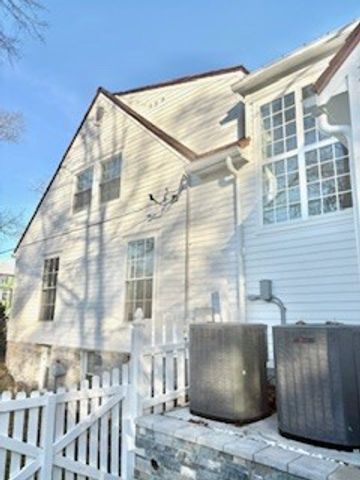 4401 Iroquois Ave, Nashville, TN 37205