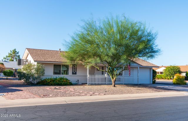 10405 W ANDOVER Avenue, Sun City, AZ 85351
