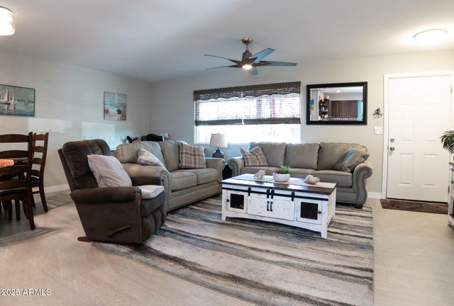 10405 W ANDOVER Avenue, Sun City, AZ 85351