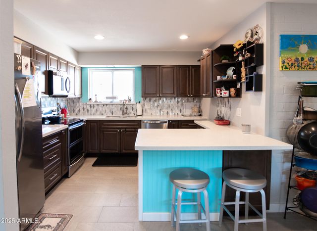 10405 W ANDOVER Avenue, Sun City, AZ 85351