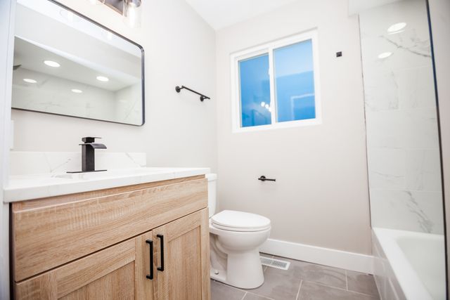 306 W 111th Street, Chicago, IL 60628