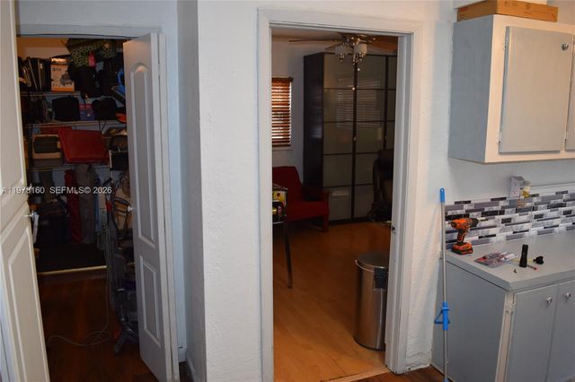 5317 Van Buren St, Hollywood, FL 33021