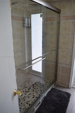 5317 Van Buren St, Hollywood, FL 33021