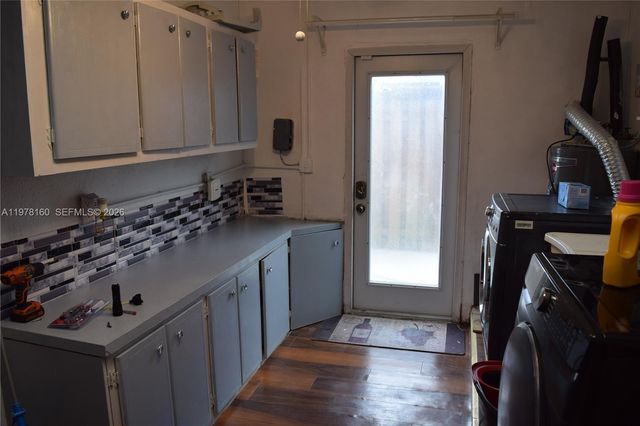 5317 Van Buren St, Hollywood, FL 33021