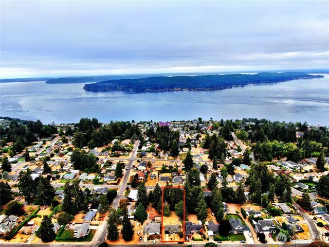 3140 Elwood Drive W, University Place, WA 98466