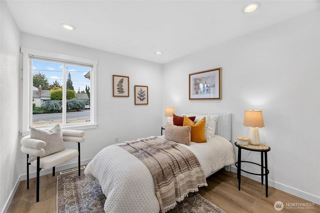 3140 Elwood Drive W, University Place, WA 98466