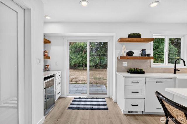 3140 Elwood Drive W, University Place, WA 98466