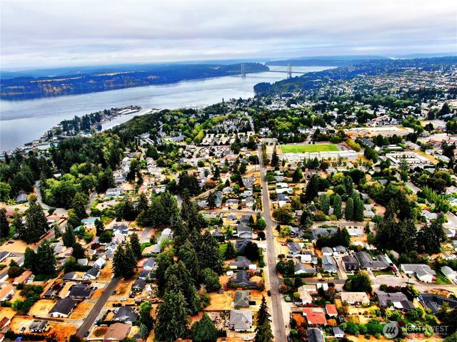 3140 Elwood Drive W, University Place, WA 98466