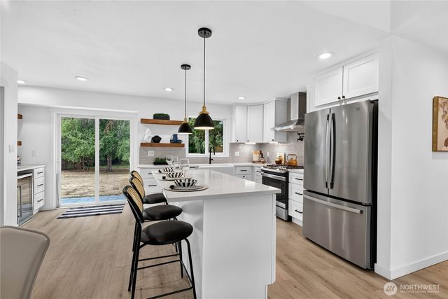 3140 Elwood Drive W, University Place, WA 98466