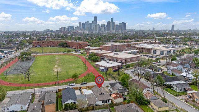 1009 Genova Street, Houston, TX 77009
