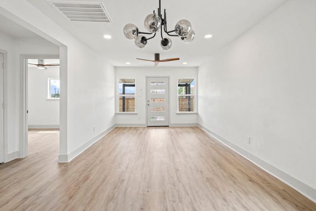 1009 Genova Street, Houston, TX 77009