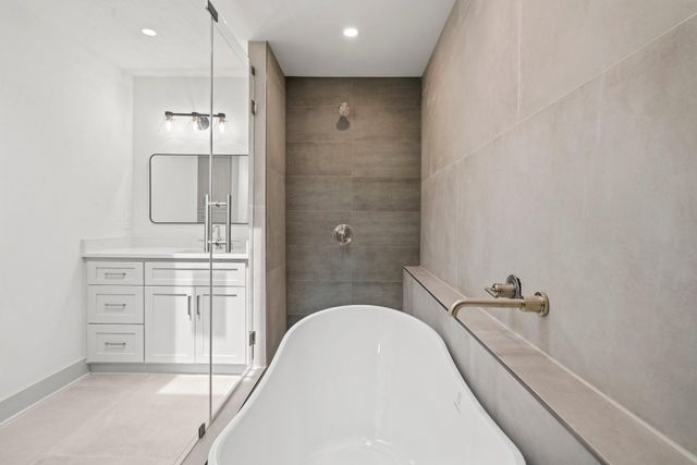 1009 Genova Street, Houston, TX 77009