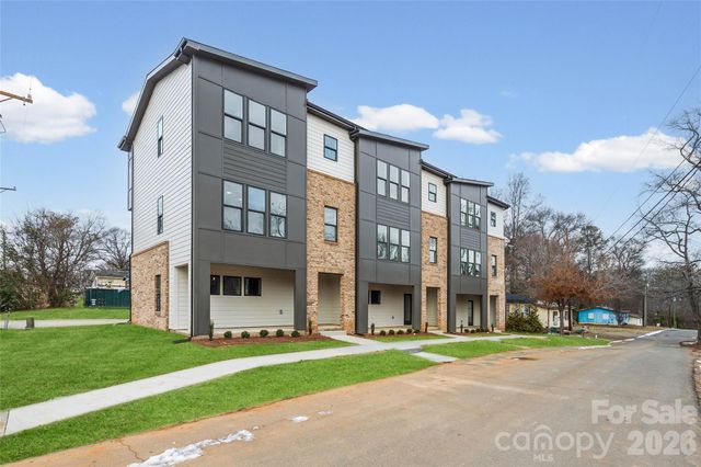 401 Lee Street C, Mount Holly, NC 28120