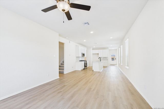 1018 West 1604 North Unit 202, San Antonio, TX 78251