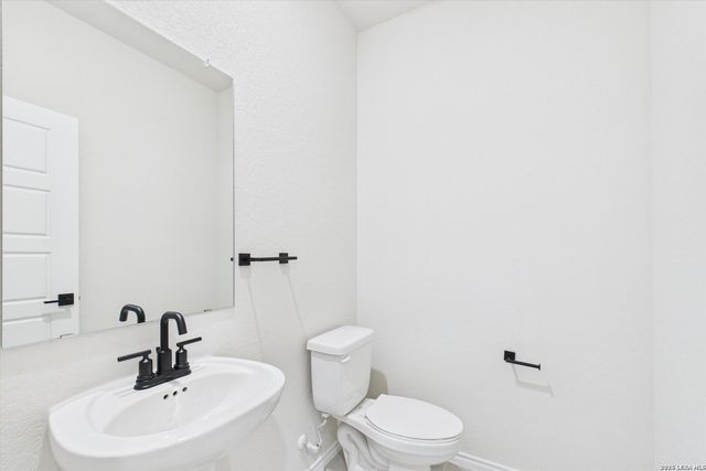 1018 West 1604 North Unit 202, San Antonio, TX 78251