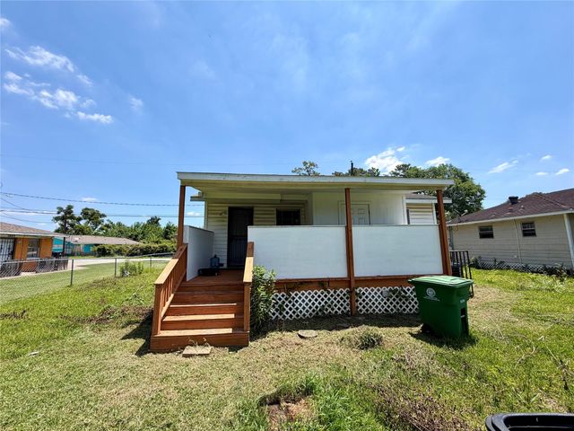 7801 Glass Street A, Houston, TX 77016