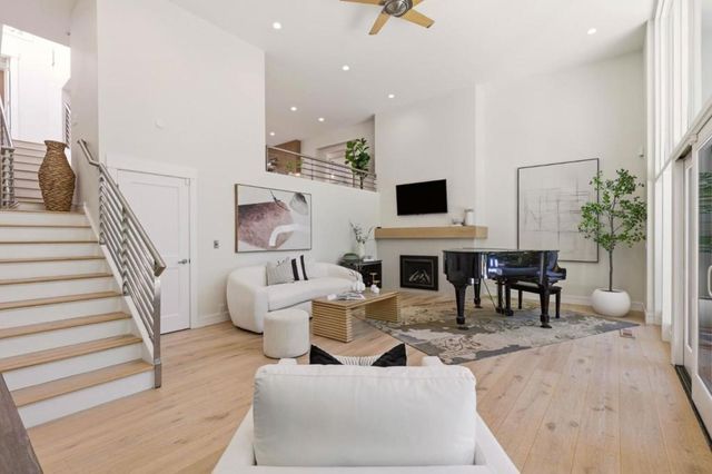 161 Stone Pine Lane, Menlo Park, CA 94025