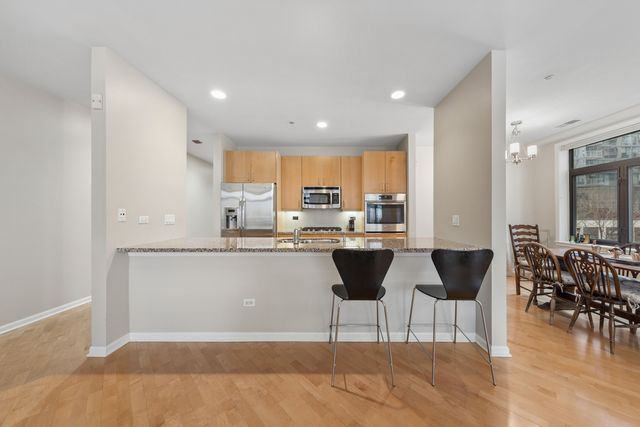 33 W Huron Street 311, Chicago, IL 60654