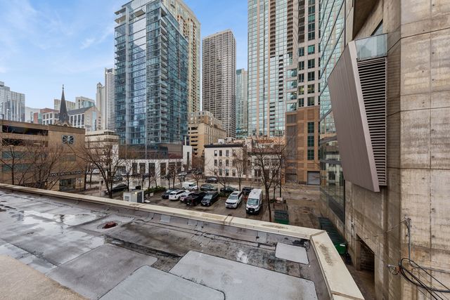 33 W Huron Street 311, Chicago, IL 60654