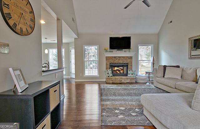 195 Ferncliff, Fayetteville, GA 30215