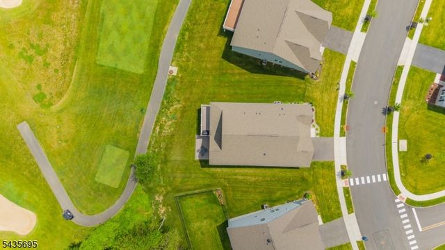 124 Club House Dr, Washington Twp., NJ 07882
