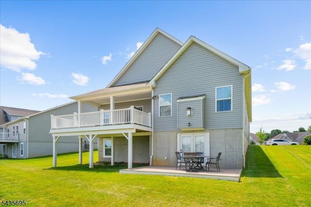 124 Club House Dr, Washington Twp., NJ 07882