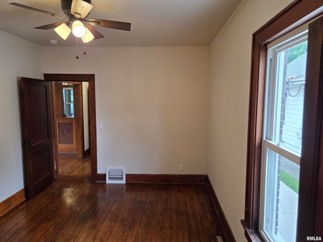 2617 W MARQUETTE Street, Peoria, IL 61605