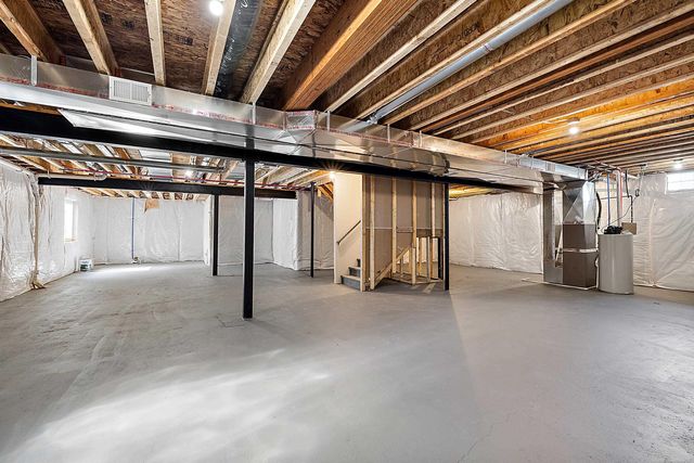 4076 Spring Meadow Drive, Sterling Heights, MI 48314