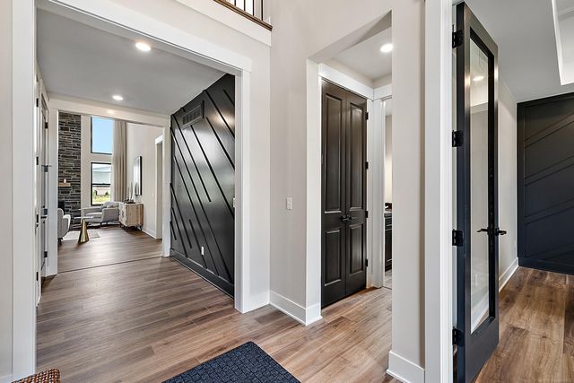 4076 Spring Meadow Drive, Sterling Heights, MI 48314