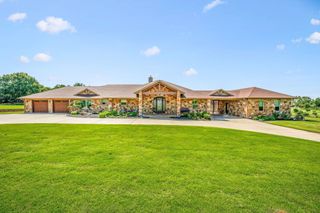 501 Umphress Court, Granbury, TX 76048