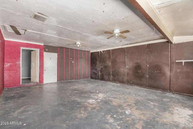 6426 W MULBERRY Drive, Phoenix, AZ 85033