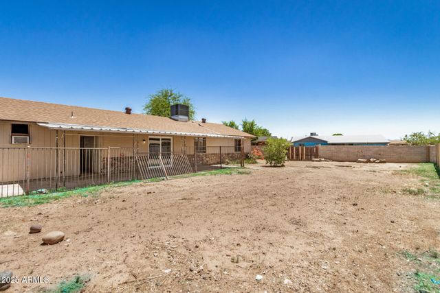 6426 W MULBERRY Drive, Phoenix, AZ 85033