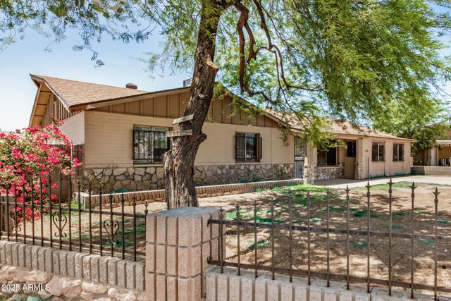 6426 W MULBERRY Drive, Phoenix, AZ 85033