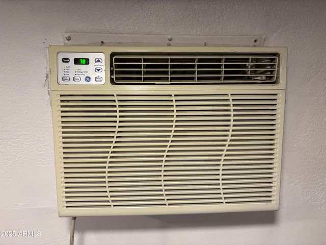 4400 W MISSOURI Avenue 302, Glendale, AZ 85301