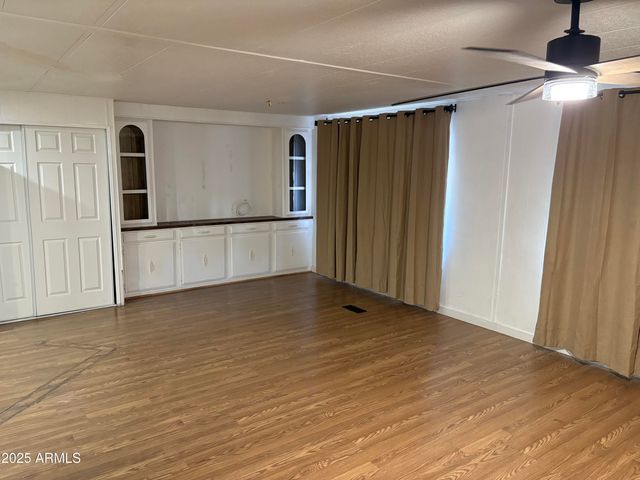 4400 W MISSOURI Avenue 302, Glendale, AZ 85301