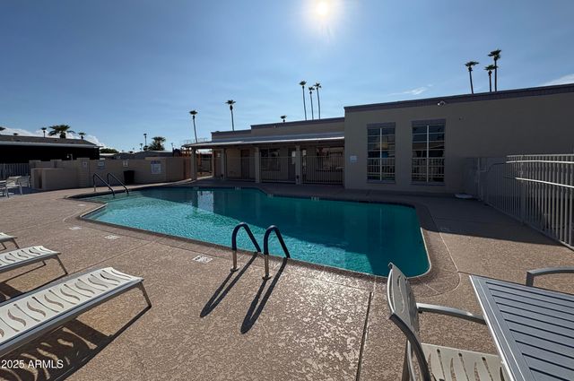 4400 W MISSOURI Avenue 302, Glendale, AZ 85301