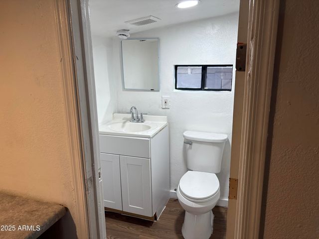 4400 W MISSOURI Avenue 302, Glendale, AZ 85301