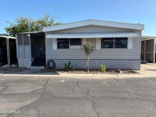 4400 W MISSOURI Avenue 302, Glendale, AZ 85301