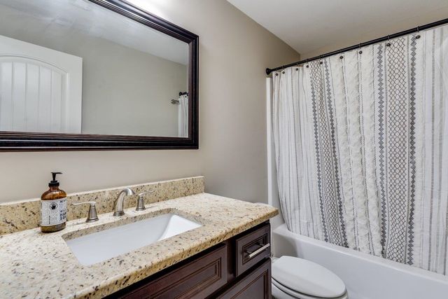 213 S Grand Mere Court, Wichita, KS 67230