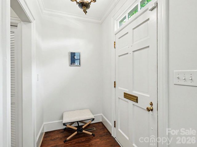 148 Perrin Place, Charlotte, NC 28207