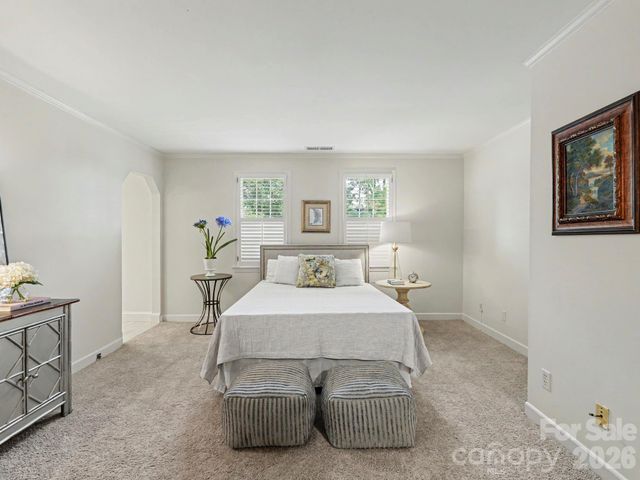 148 Perrin Place, Charlotte, NC 28207