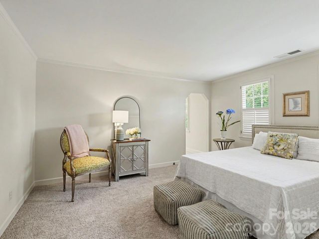 148 Perrin Place, Charlotte, NC 28207