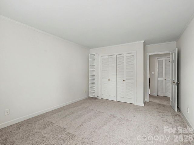 148 Perrin Place, Charlotte, NC 28207