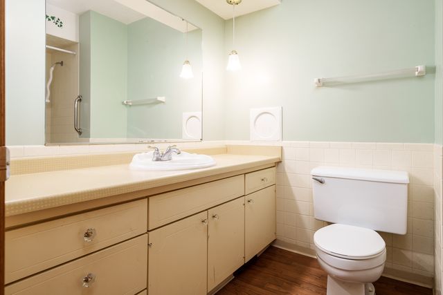 5802 CLARENDON Drive, Rockford, IL 61114