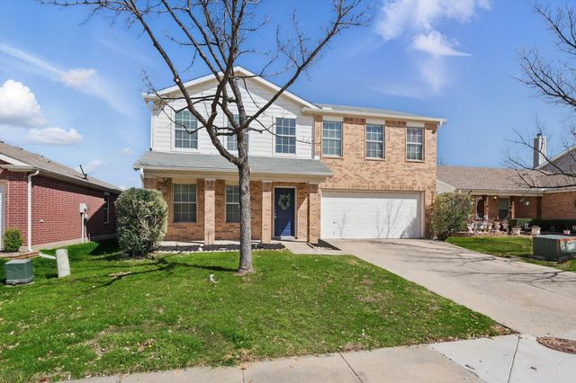 9005 Wagon Trail, Aubrey, TX 76227