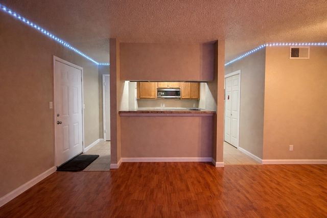 18333 Roehampton Drive 1117, Dallas, TX 75252