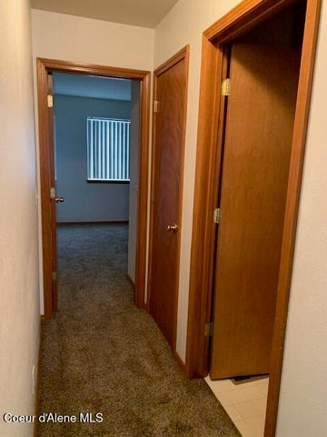 828 N Doryport CT, Post Falls, ID 83854